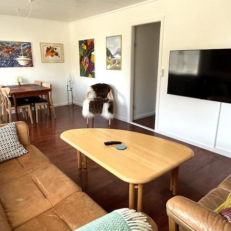 Cosy Apartment Near Beach, Marina & City Centre ทอร์สเฮาน์ ภายนอก รูปภาพ
